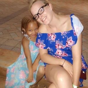 Meet your Posher, Casey